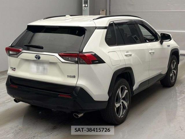 Toyota RAV4 PHV 2022-03 7794187-1