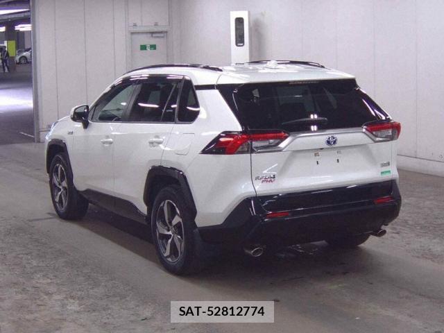 Toyota RAV4 PHV 2021-04 7794938-1