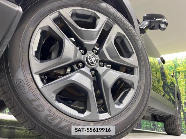 Toyota RAV4 2025-05 7797551-12