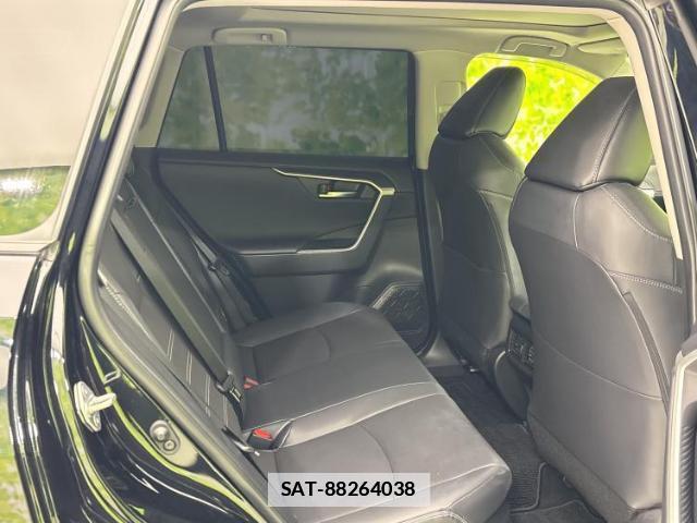 Toyota RAV4 2025-02 7797671-4