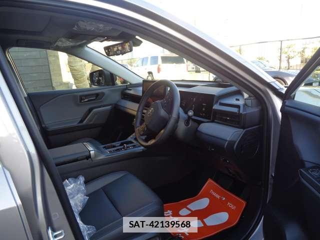 Toyota RAV4 2026-05 7802038-14