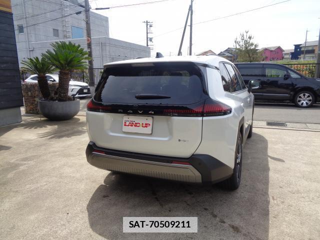 Toyota RAV4 2026-04 7802044-2