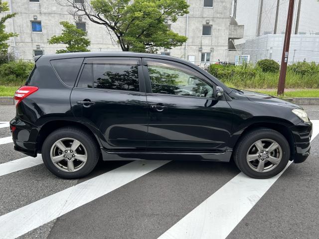 Toyota RAV4 2013-07 7805437-3
