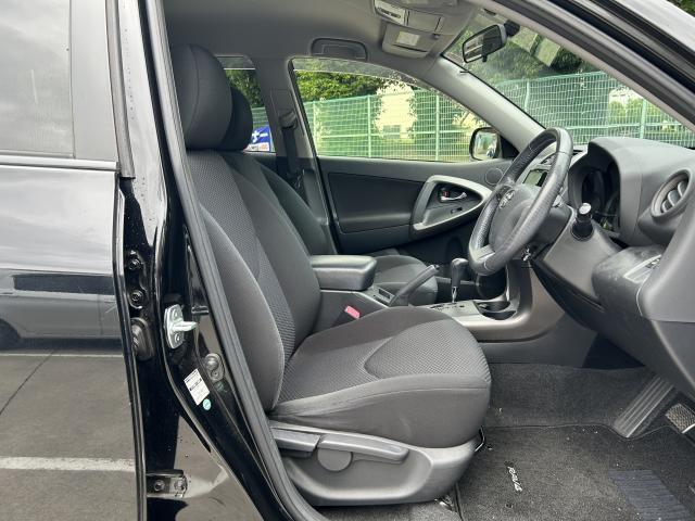 Toyota RAV4 2013-07 7805437-5