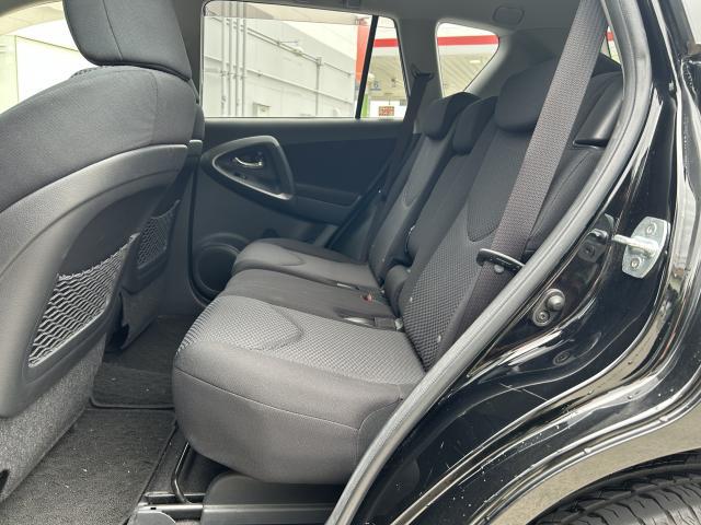 Toyota RAV4 2013-07 7805437-6