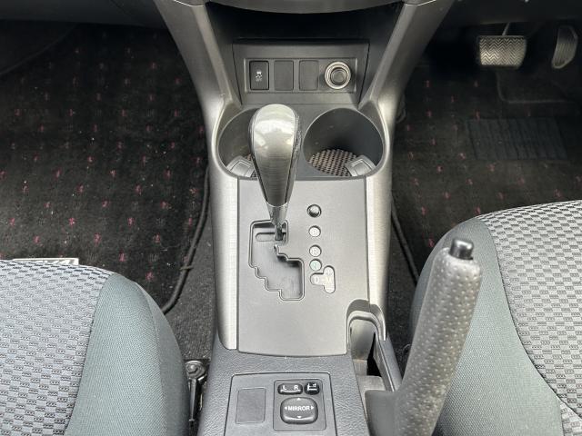 Toyota RAV4 2013-10 7805438-15