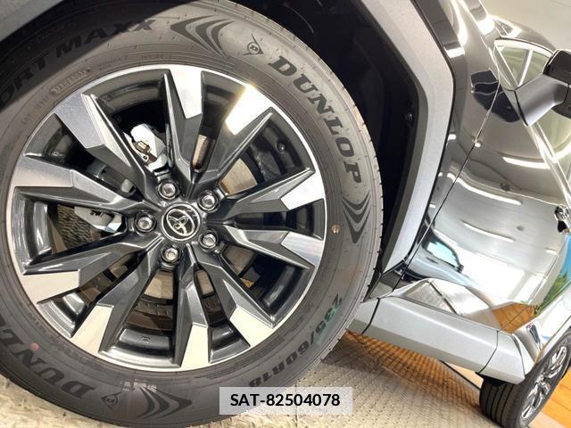 Toyota RAV4 2026-03 7806612-12