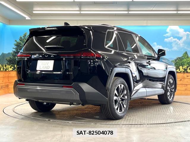 Toyota RAV4 2026-03 7806612-16