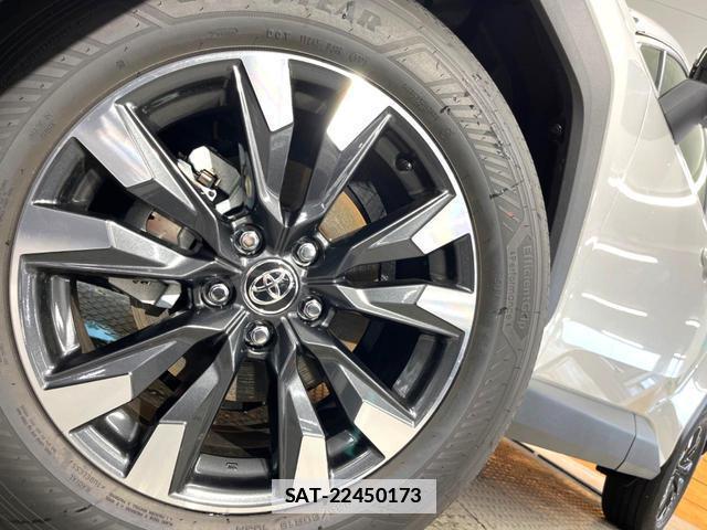 Toyota RAV4 2026-05 7806615-12