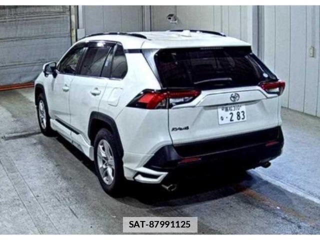 Toyota RAV4 2019-07 7807385-1