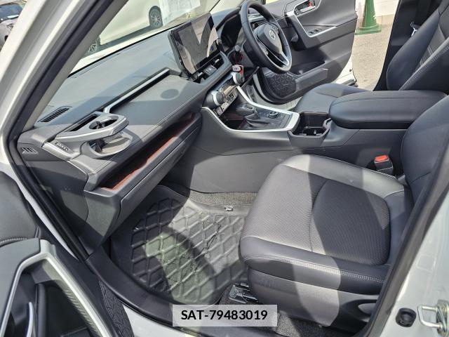 Toyota RAV4 2025-06 7809932-3