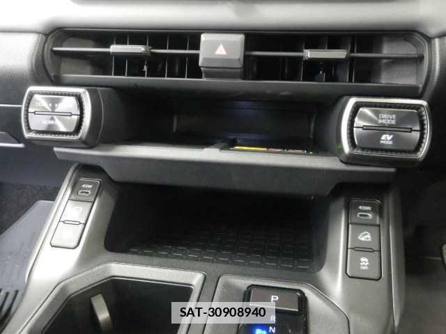 Toyota RAV4 2026-02 7810758-9