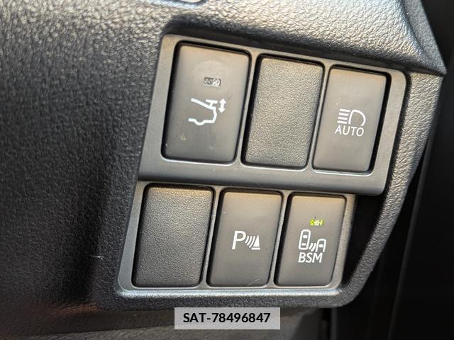 Lexus RC F 2015-07 7795301-9