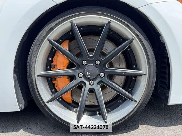 Lexus RC F 2015-11 7800148-10