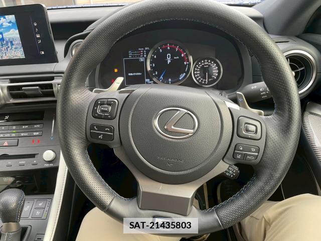 Lexus RC F 2024-04 7804047-9