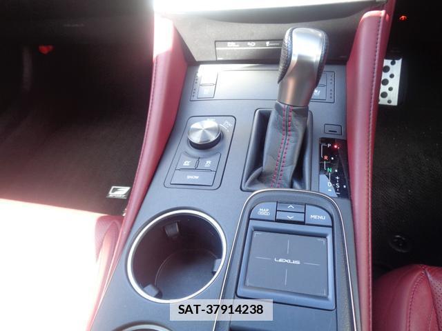 Lexus RC 2015-06 7792997-18