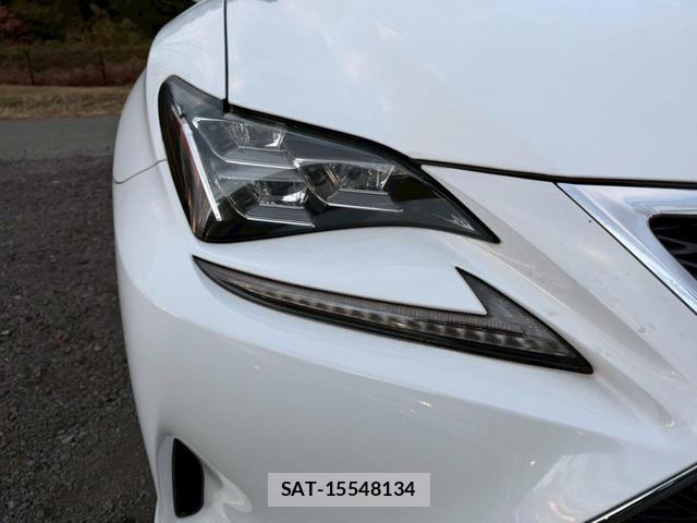 Lexus RC 2015-03 7794362-10