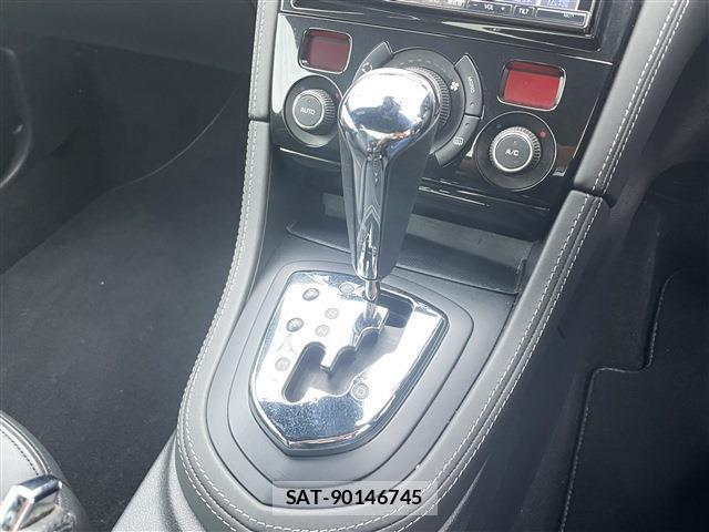 Peugeot RCZ 2012-04 7804139-15