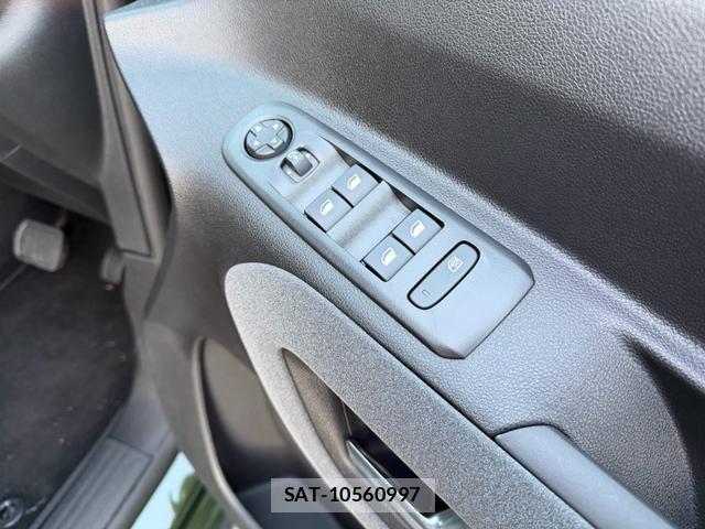 Peugeot Rifter 2025-04 7801377-6