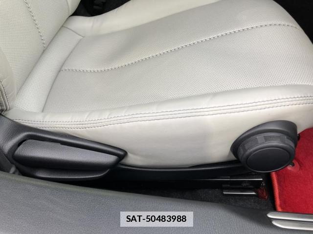 Mazda ROADSTER 2023-04 7793025-5