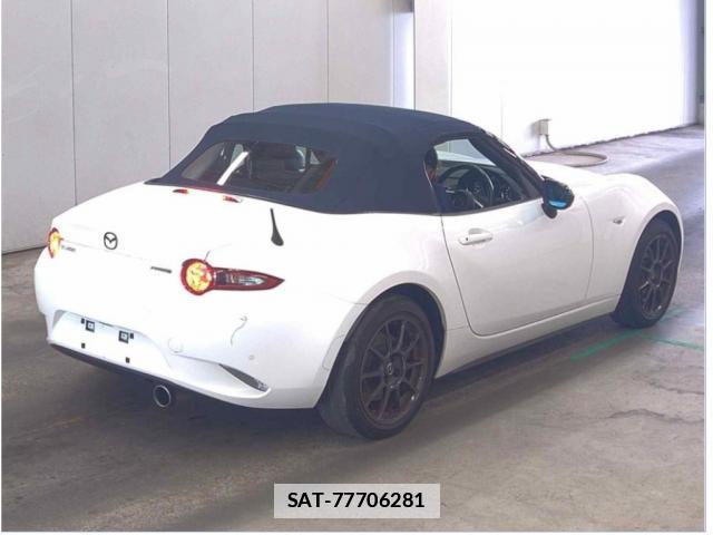 Mazda ROADSTER 2023-06 7793956-4