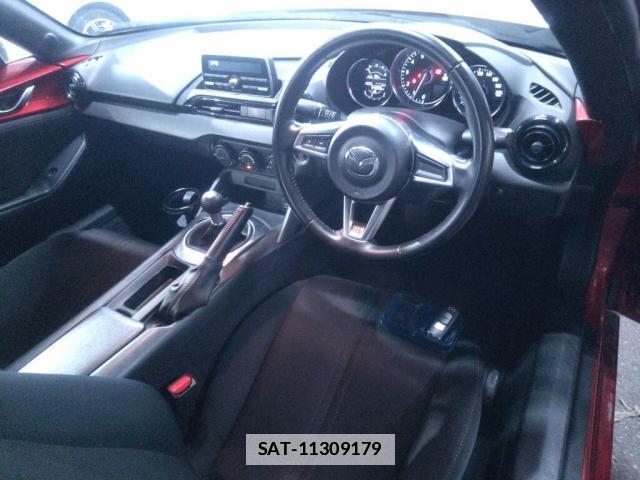 Mazda ROADSTER 2015-05 7795074-2