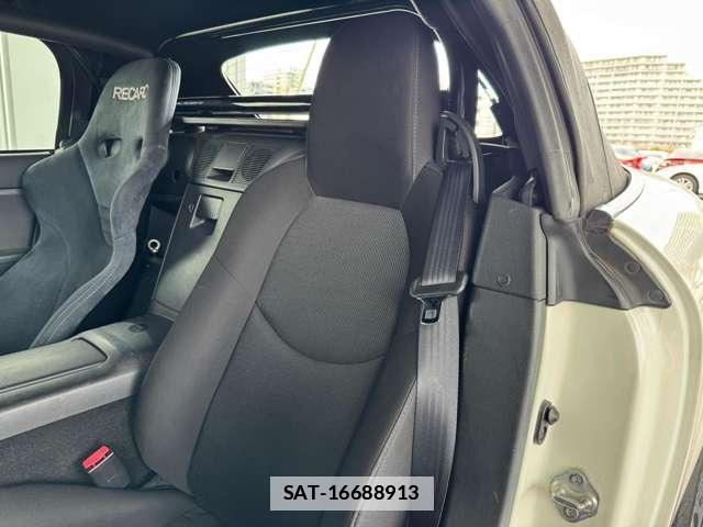 Mazda ROADSTER 2011-04 7803659-12