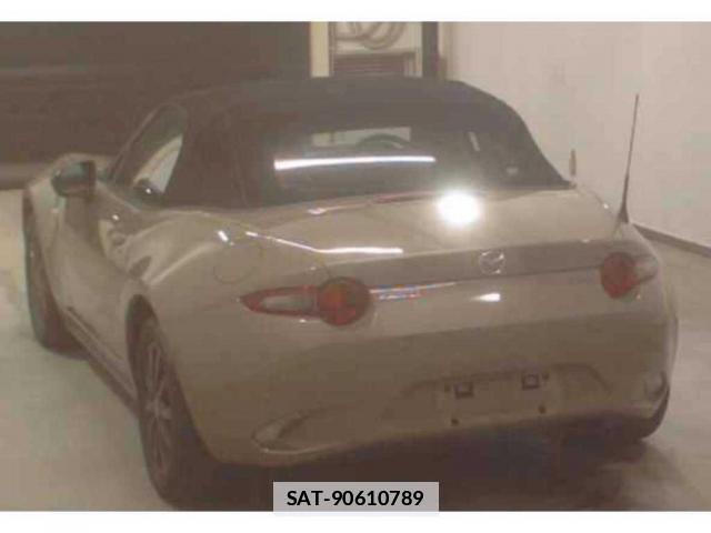 Mazda ROADSTER 2023-07 7807642-1