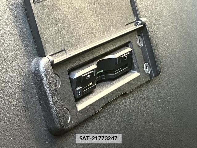 Mazda ROADSTER 2015-05 7809832-15