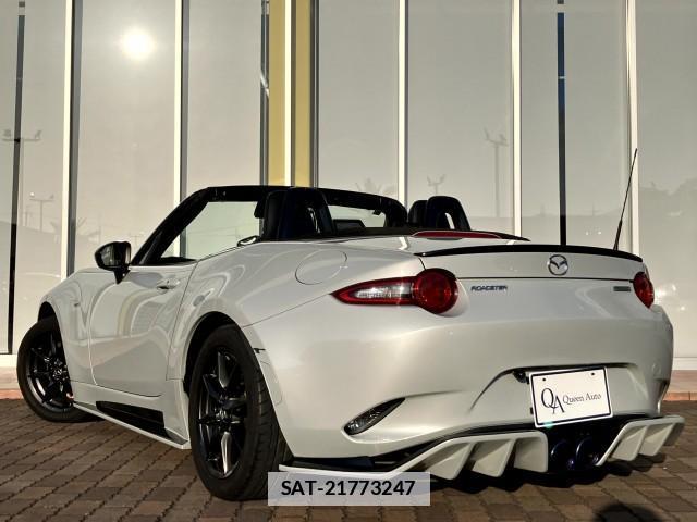 Mazda ROADSTER 2015-05 7809832-2