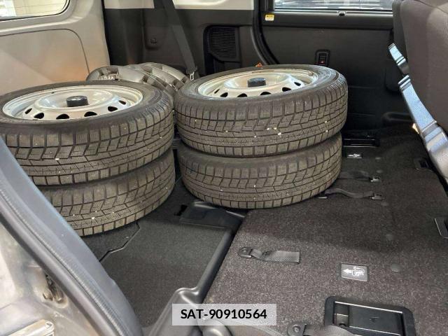 Toyota ROOMY 2021-10 7794122-7