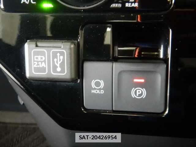 Toyota ROOMY 2020-09 7810849-9