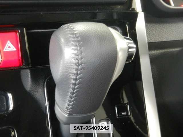 Toyota ROOMY 2024-10 7810862-10