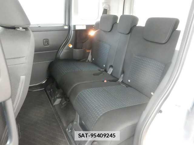 Toyota ROOMY 2024-10 7810862-17