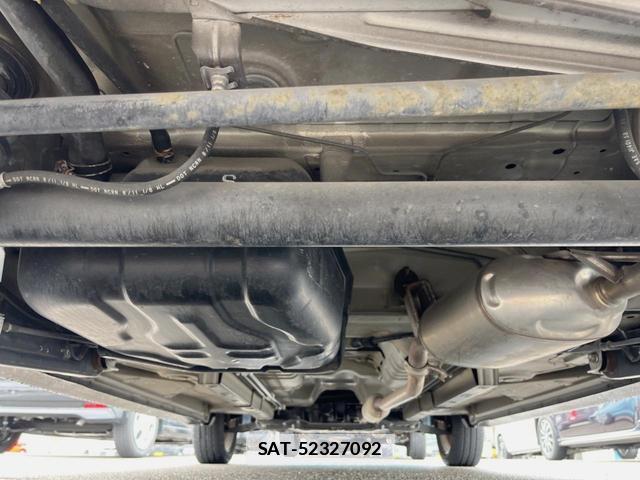 Nissan ROOX 2011-12 7793601-18
