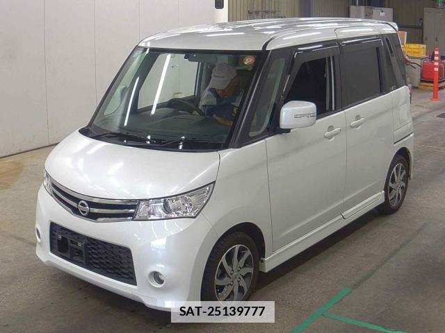 Nissan ROOX 2011-07 7797065-0