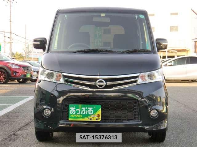 Nissan ROOX 2013-04 7797259-1