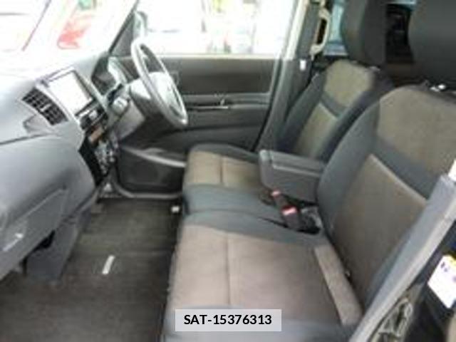 Nissan ROOX 2013-04 7797259-4