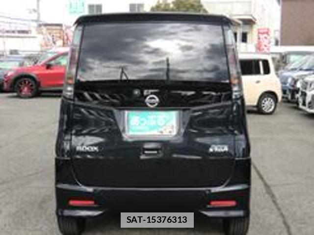 Nissan ROOX 2013-04 7797259-8