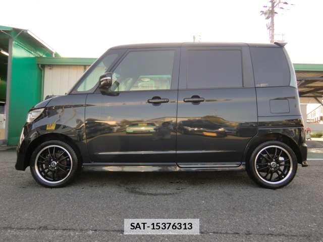Nissan ROOX 2013-04 7797259-9