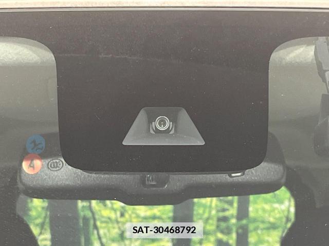 Nissan ROOX 2021-10 7797560-3