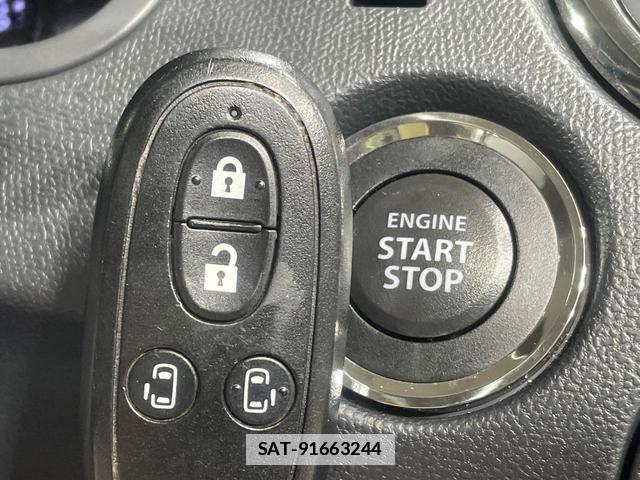 Nissan ROOX 2012-03 7798110-5