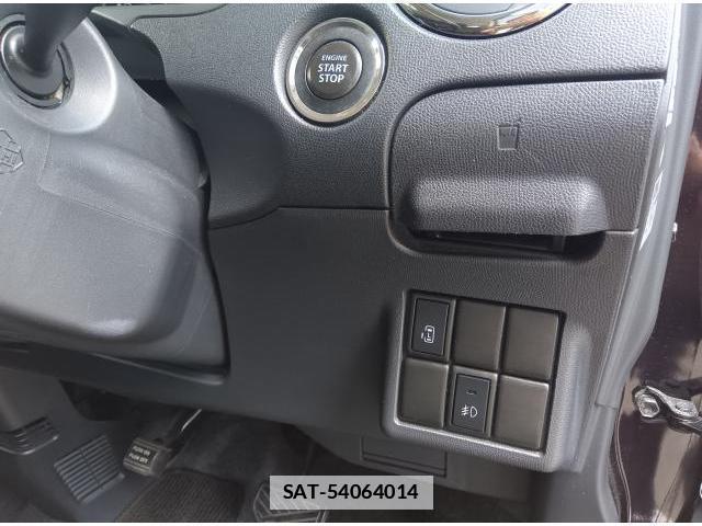 Nissan ROOX 2012-12 7798116-16