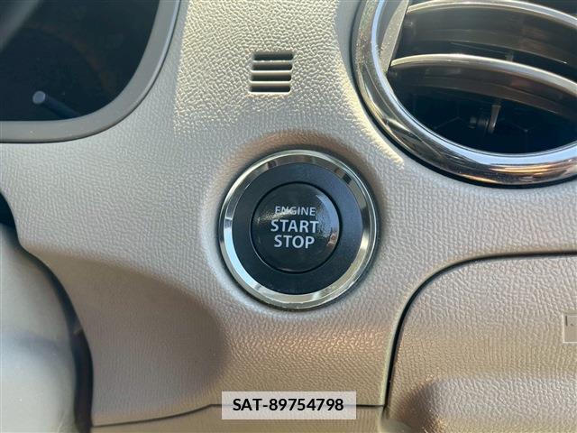 Nissan ROOX 2012-07 7801402-17