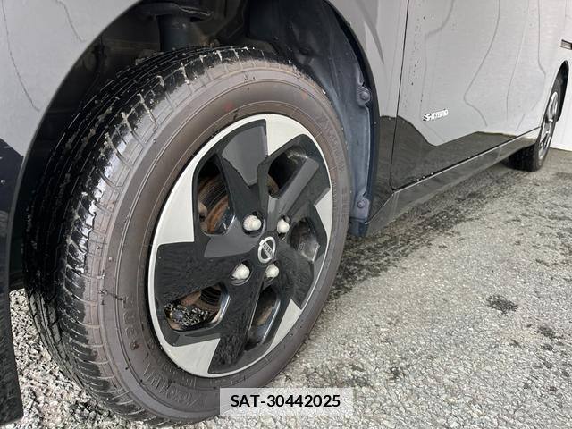 Nissan ROOX 2021-06 7801870-4