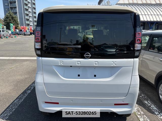 Nissan ROOX 2026-04 7804306-12
