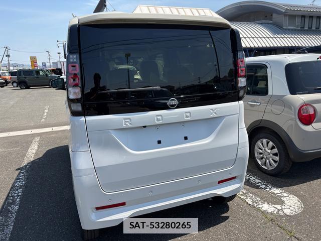 Nissan ROOX 2026-04 7804306-17
