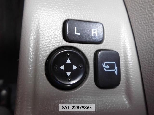 Nissan ROOX 2013-05 7804387-11