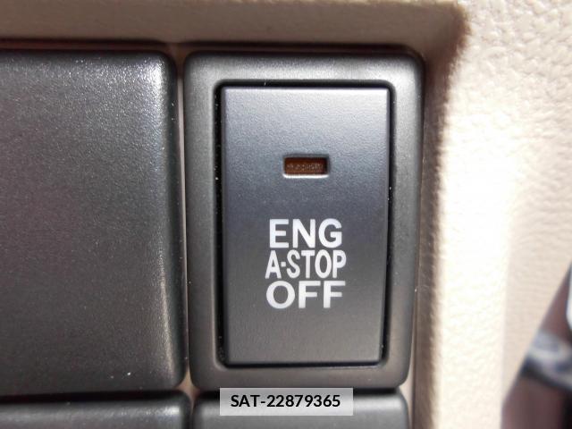 Nissan ROOX 2013-05 7804387-9