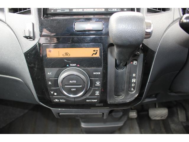 Nissan ROOX 2010-07 7806094-15